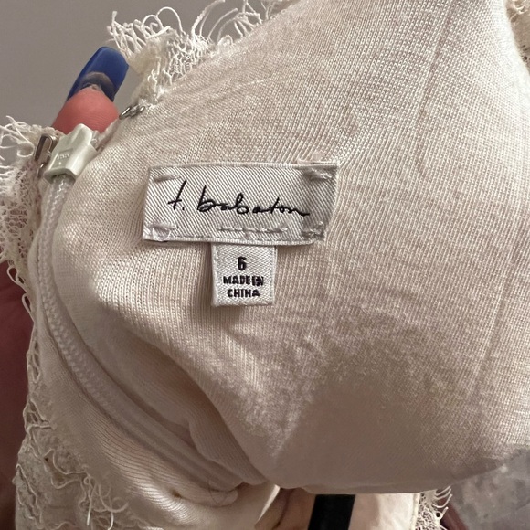 Aritzia Babaton Lace dress - Picture 4 of 4